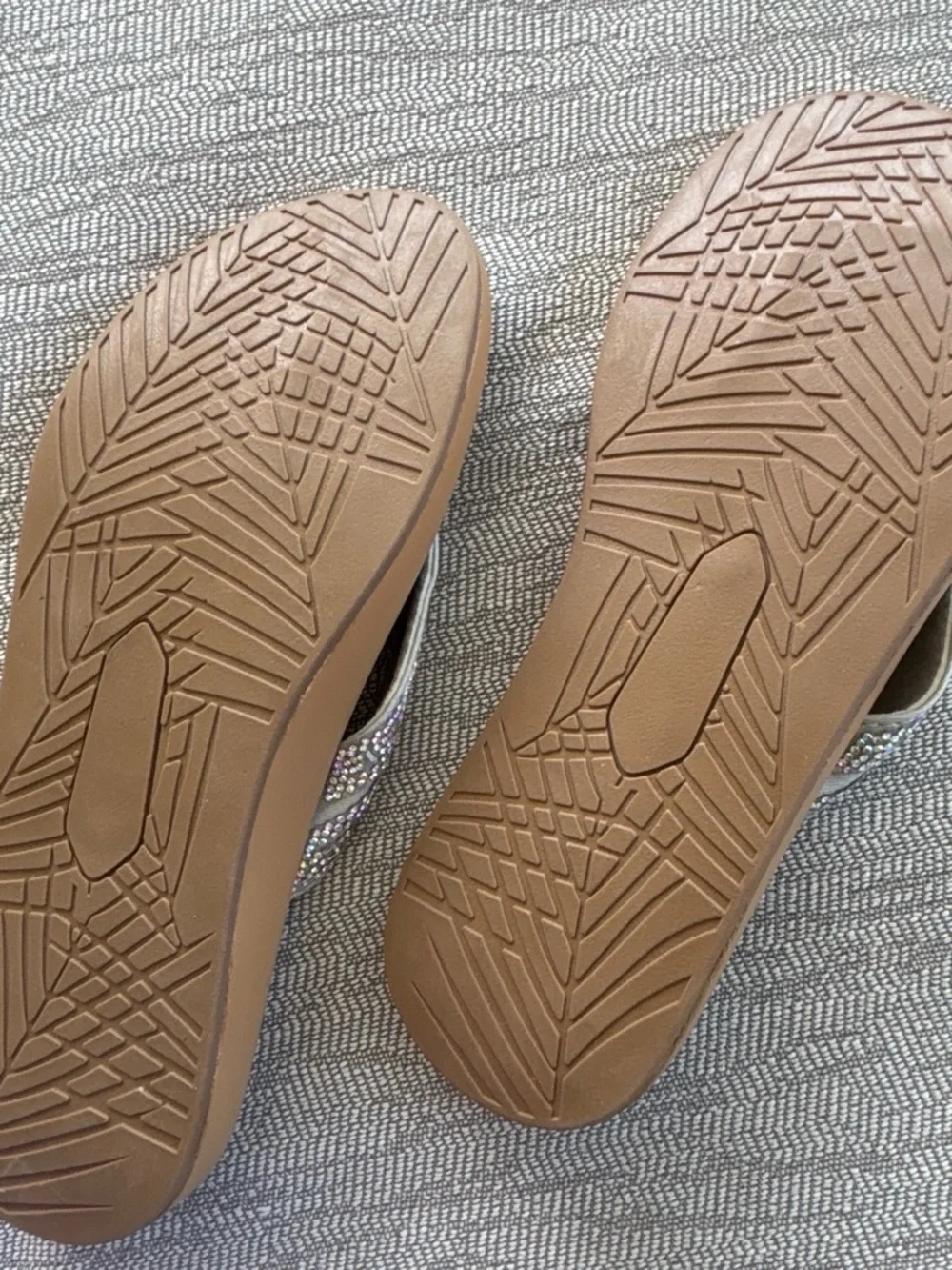 Womens Sparkle Straps Flip Flops